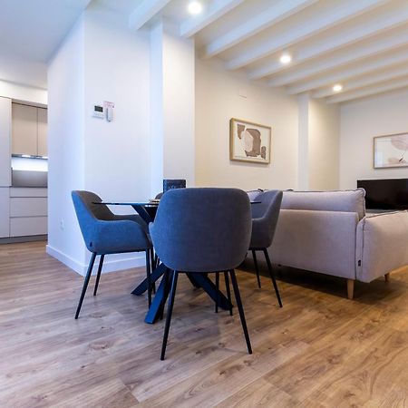 Appartement Alohamundi Puerta Osario II à Séville Extérieur photo